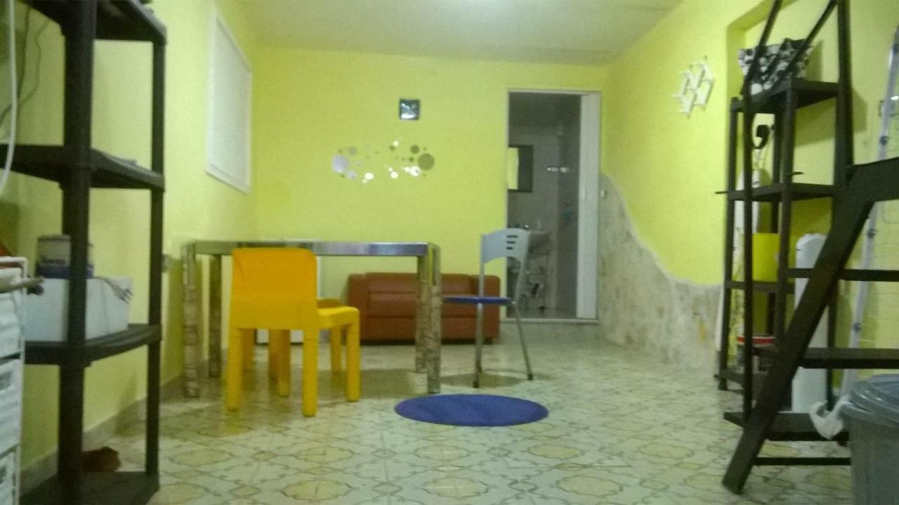 Monolocale Fronte Strada Napoli Centro Storico Villa Kültér fotó